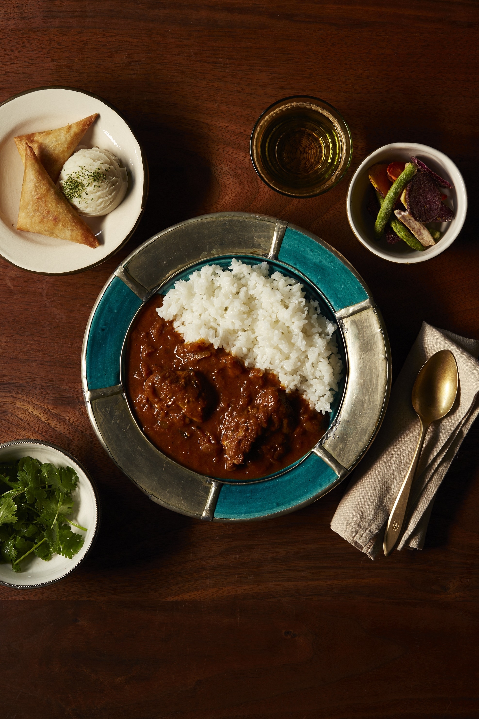 温かさが3時間続くデリバリーカレー「エクストラキッチン」が3月3日サービス開始　“ホット”な食事で“ホッ”とする？　オープニングキャンペーンを実施