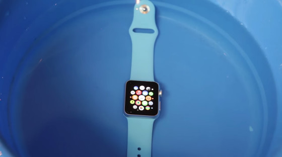 Apple Watchの耐水性能は十分使えるレベルだと判明、身体を張った調査も