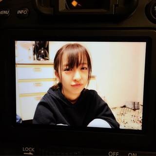 板野友美の”寝起き”写真が話題「中学生に見える」「天使」「誰が撮った?」