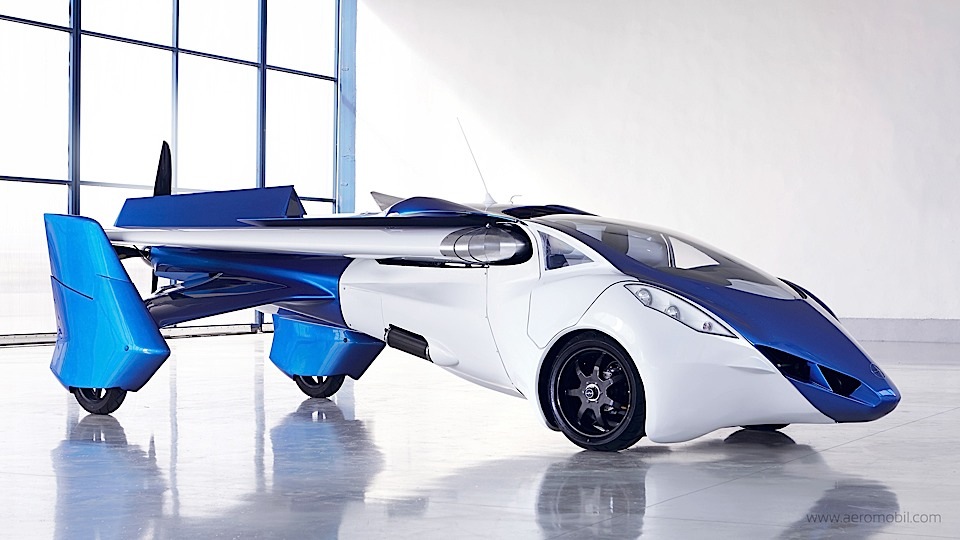 空飛ぶ車 AeroMobil は2017年に一般販売。予価は「最低」数千万円以上