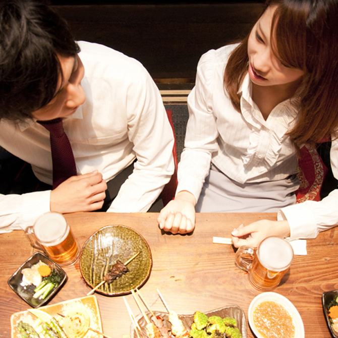 男子に嫌われないために！　合コンで困らないために、必ず持っていく持ち物・5選