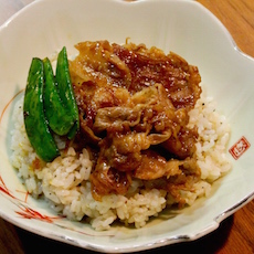 おいしさ100点満点！胡椒ごはんでガッツリ食べよう