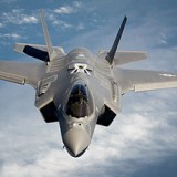 メディアを賑わす「戦後初の国産戦闘機開発」、軍事の専門家はどう見ているか