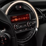 231ps！ 史上最強のパフォーマンスを誇る「MINI JCW」が登場！