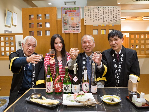 「政治家になりたい」台湾の美女タレント、千葉県知事の一日秘書に