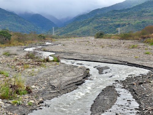 十数年の間枯渇していた川、水流が復活／台湾・台東