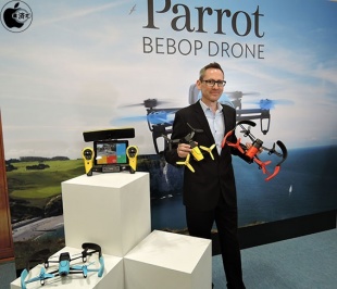 Parrot、Wi-Fi 802.11ac接続に対応し、1400万画素の魚眼カメラを搭載したドローン「Parrot Bebop Drone」を国内発表