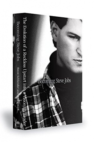 日本経済新聞出版社から、新たなスティーブ・ジョブズ本「Becoming Steve Jobs」の翻訳版が出版されることが明らかに