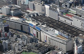 ＜リブロ池袋＞６月閉店…セゾン文化体現、ニューアカの聖地