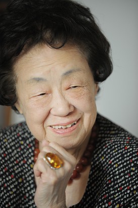 ＜訃報＞松谷みよ子さん８９歳＝児童文学作家