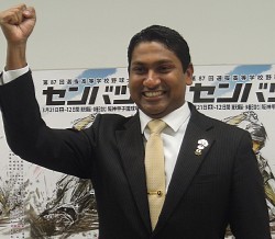 ＜選抜高校野球＞「涙が出るほど…」審判員のスリランカ人