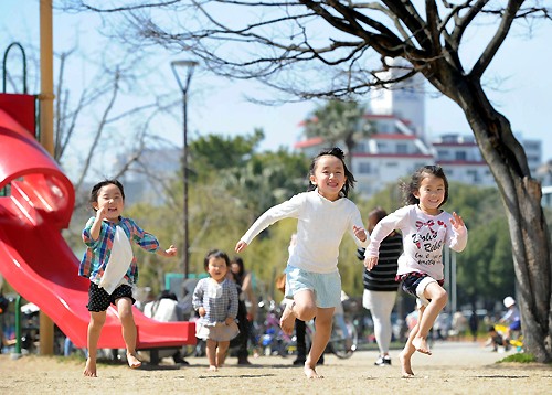 ＜ぽかぽか陽気＞九州・山口は４月下旬～５月下旬並み