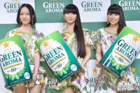 Perfume、ミニ衣装で美脚披露　「この名前でやってきてよかった」と思うこととは