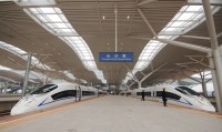 中国の高速鉄道は「最高時速350キロに戻すべき」「減速ダイヤで莫大な投資が無駄」―中国鉄道建設大手総裁