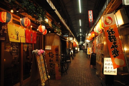 赤羽で30代女子が「ひとりはしご酒」に挑戦　“センベロ”居酒屋は本当に千円でベロベロに酔えるのか？