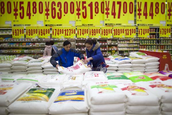 中国、２月のＣＰＩ１．４％上昇　春節要因大きく