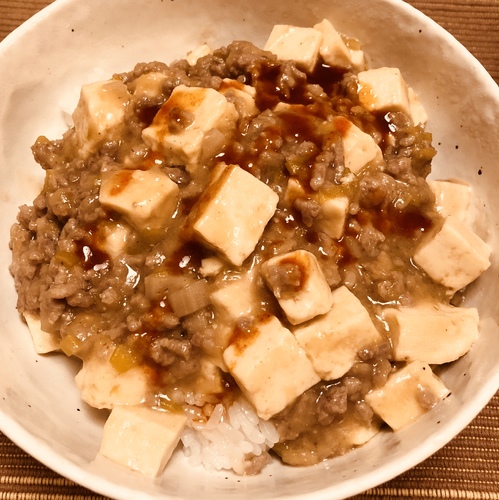 麻婆豆腐丼 レシピ 作り方 E レシピ 料理のプロが作る簡単レシピ