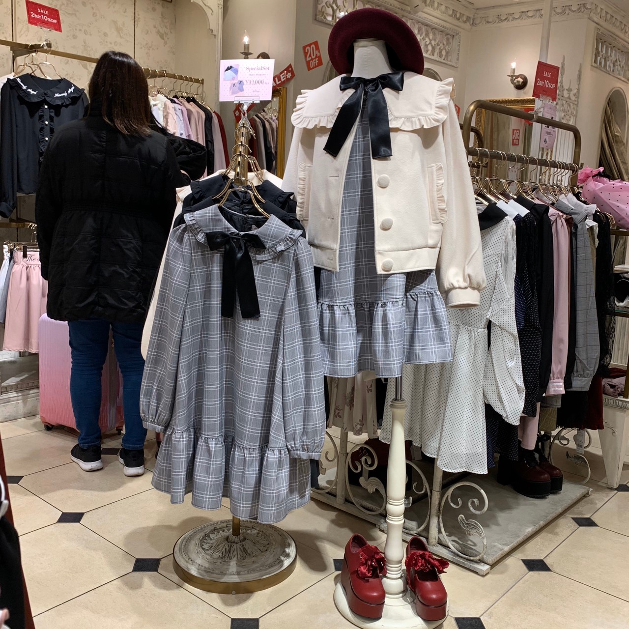 109売れ筋速報 Ank Rougeで今買うなら 着まわせるガーリー服 オトクすぎるスペシャルセットにも注目 ローリエプレス