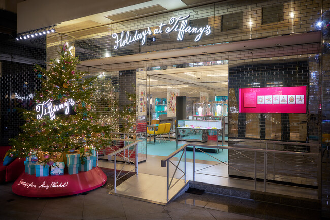 ティファニー、ホリデーシーズン限定の「Tiffany Café & Pop-up Store」​をアニヴェルセル表参道​にオープン  (2022年11月11日) - エキサイトニュース