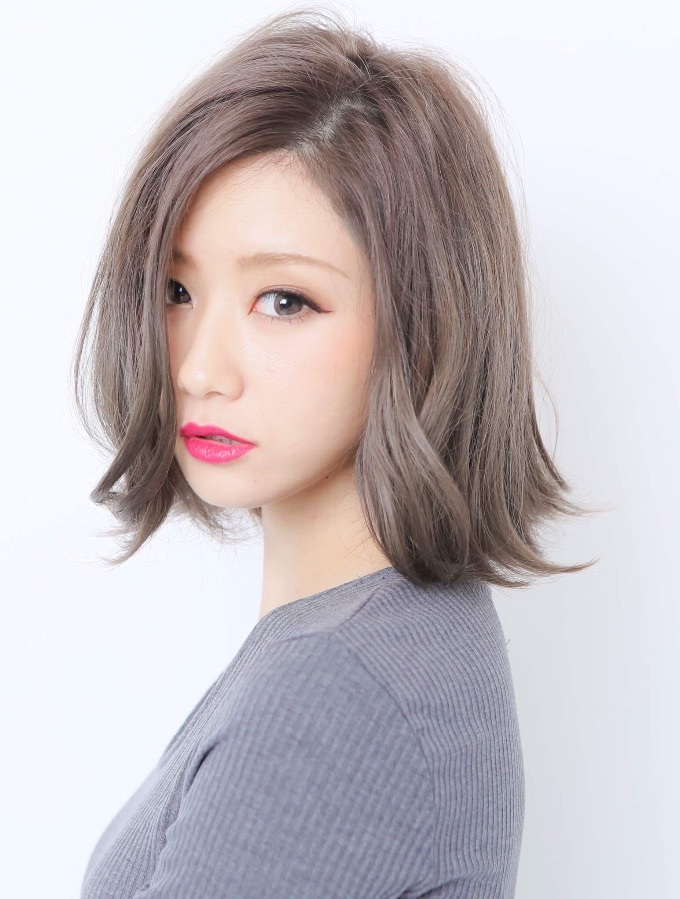 人気のアッシュグレージュカラースタイルまとめ ローリエプレス