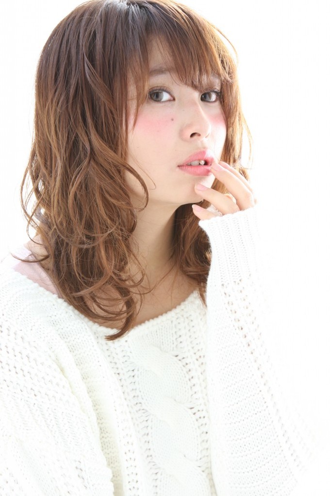 17年はミディアムに決まり 人気急上昇中 おすすめミディアムヘア４選 ローリエプレス