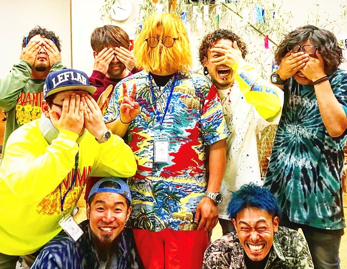 WANIMA、地元熊本で幼なじみから暴露された、ちょっと変わった贈り物 