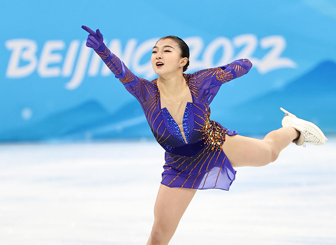 手拍子が高まり空間を支配していた坂本花織 4年間の苦労が報われた 女子フィギュア銅メダル獲得 22年2月18日 エキサイトニュース