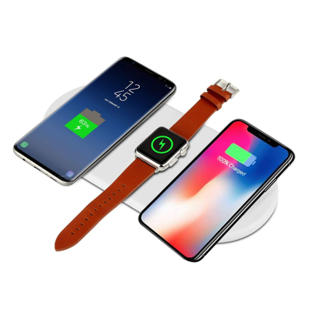 一度に三台ワイヤレス充電可能！スマホ2台とAppleWatch！ (2018年10月4