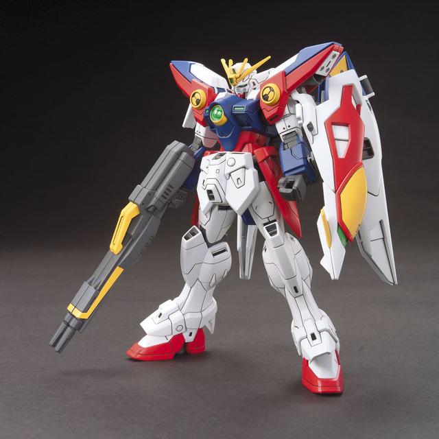 新機動戦記ガンダムW」より「HGAC 1/144 ウイングガンダムゼロ」が