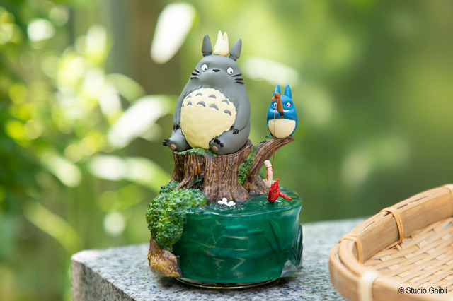 スタジオジブリ」トトロたちが釣りを楽しむオルゴールが登場♪ 夏の