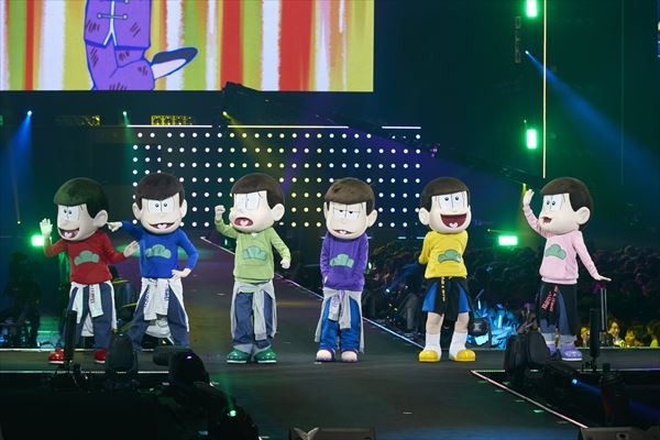 おそ松さん がtgcでランウェイデビュー すき家やサンテｐｃとのコラボも 16年9月6日 エキサイトニュース