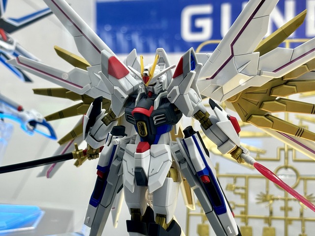 MG ウイングガンダムゼロEW ガンダムエピオンEW ハイパープラモフェス③ まぶし