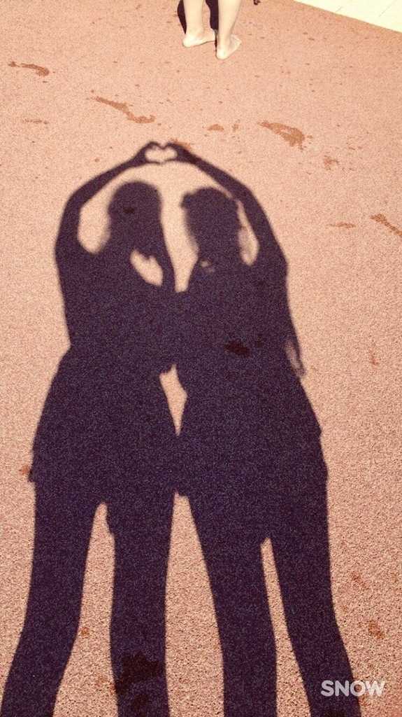 徹底研究 プールや海で使える かわいい写真の撮り方17選 ローリエプレス 徹底研究 プールや海で使える かわいい写真の撮り方17選 ローリエプレス