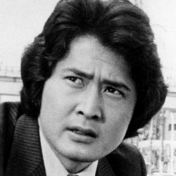 沖雅也の死後に養父が激白 肉体関係は何の愛情もない 乾いたものでした 壮絶 芸能スキャンダル会見 秘史 22年6月9日 エキサイトニュース