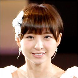 篠田麻里子 自宅寝室写真公開で飛び交った 妙に生々しい あらぬ妄想 年3月1日 エキサイトニュース