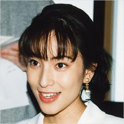 男を狂わせる 鈴木杏樹の50歳 未亡人フェロモン 2 2時間泳いでスタイルを維持 年3月21日 エキサイトニュース