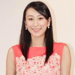 浅田舞がバク転チャレンジで美ボディ田中理恵も霞んだ Gカップ 躍動 21年7月12日 エキサイトニュース