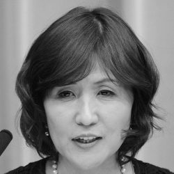 オシャレ番長 稲田朋美防衛相に まつ毛エクステ80本はやってる の声 17年7月25日 エキサイトニュース