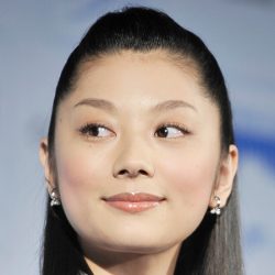 宮迫博之をボロクソ批判した小池栄子に お笑いでも圧勝 と大絶賛 17年12月23日 エキサイトニュース