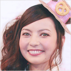 ベッキーの黒い素顔をスタイリストが告発 会見ではいた靴はウェディング仕様 16年1月25日 エキサイトニュース