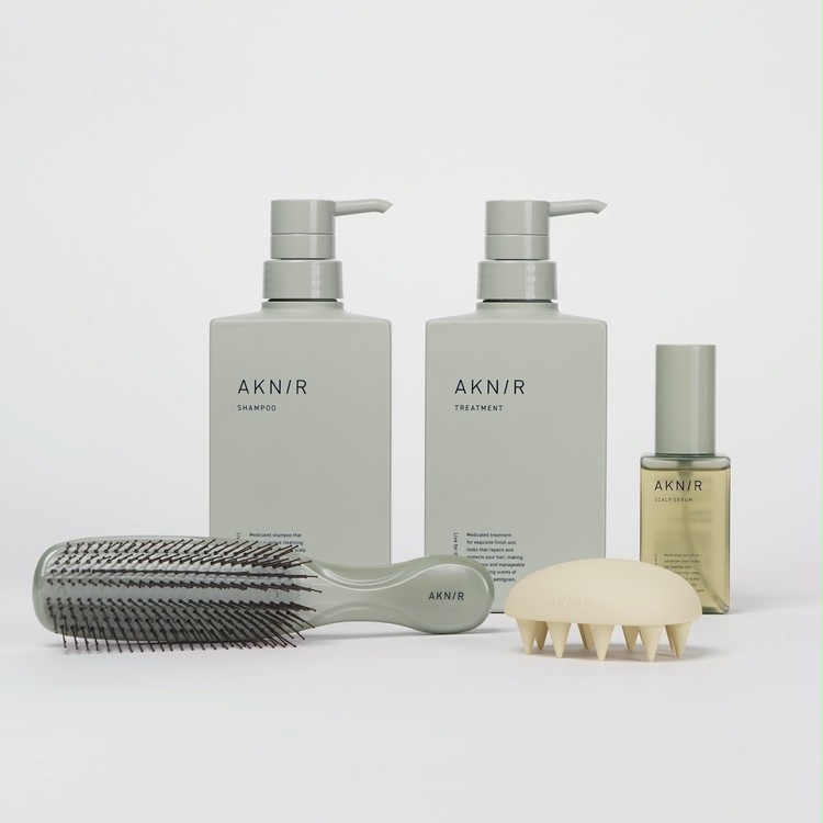 通販激安】 AKN R アクニー 薬用ヘアシャンプー トリートメント 新品未