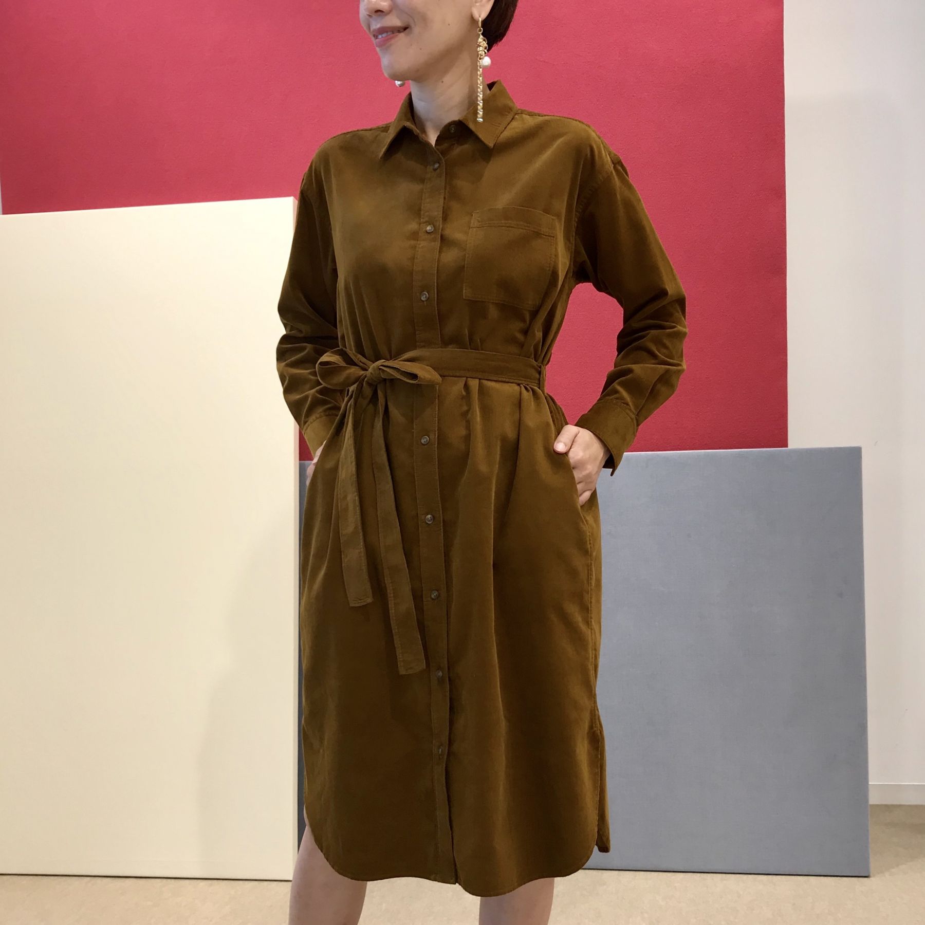 大人女子に似合う19秋冬カジュアル大本命 ユニクロ Uniqlo 新作コーデュロイ服9モデル全試着 最旬通勤コーデ5選 ローリエプレス