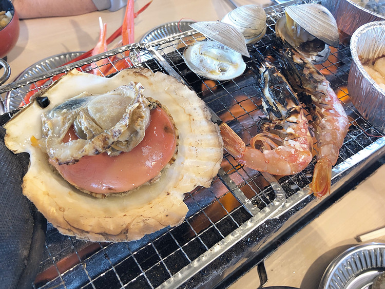 新鮮な海鮮が食べ放題 東京から車で1時間の海鮮浜焼き ローリエプレス