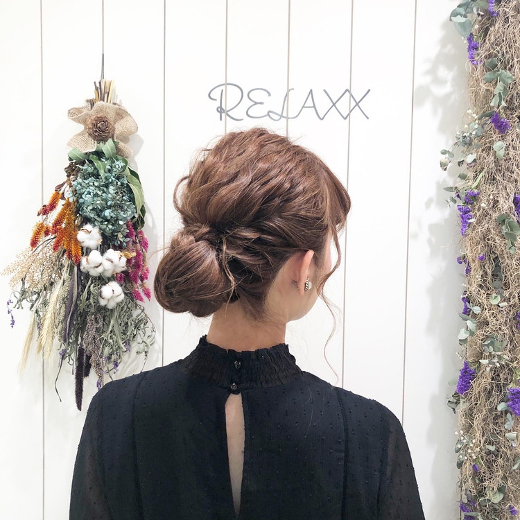 アラサーの結婚式お呼ばれヘアアレンジ ローリエプレス