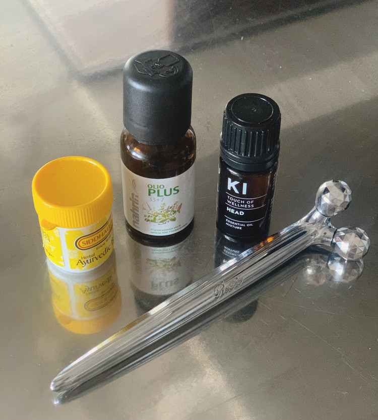 テレワーク中の編集部員が絶賛 肩こり解消 グッズ8選 ローリエプレス