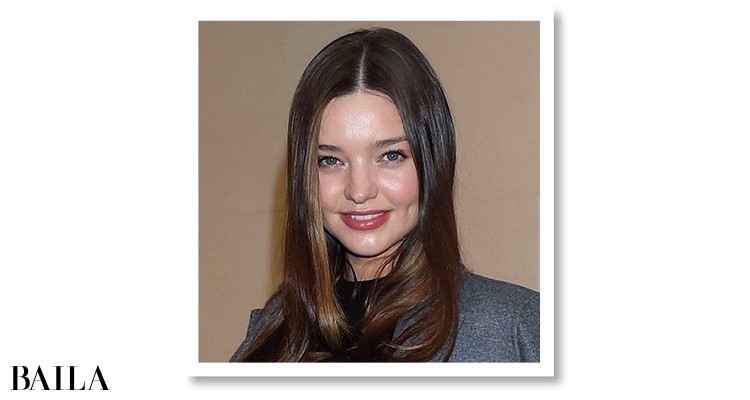 海外セレブウォッチ ミランダ カーの甘めパンツスタイルが可愛い ローリエプレス