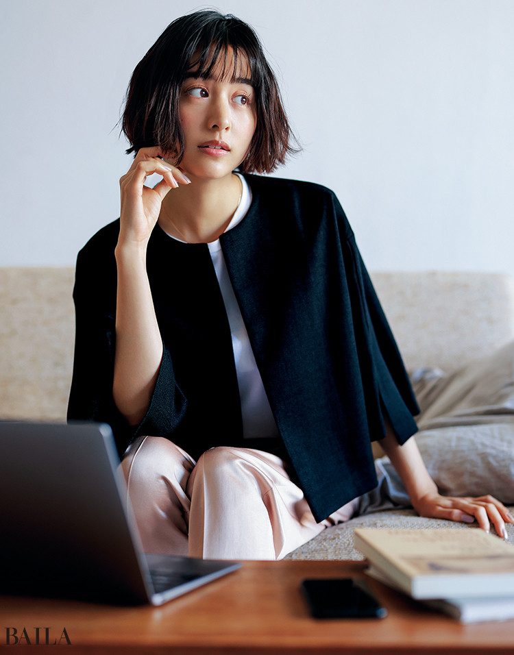 働く30代の春ジャケット パジャマスーツジャケット って 楽ちん進化がとまらないスーツブランドのジャケットがスゴい ローリエプレス