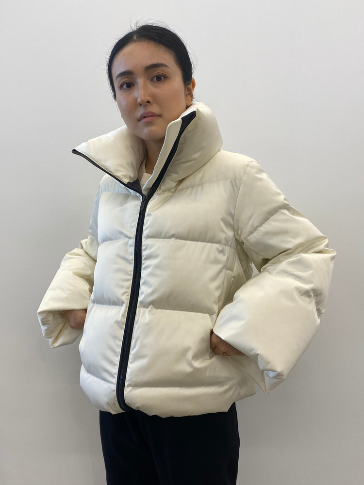 アニメショート 新品 ユニクロ +J ダウンボリュームジャケット Mサイズ 01 オフホワイト 通販