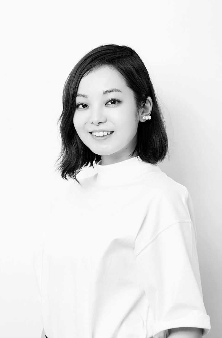 日比谷花壇の22年カレンダー Hikari で 季節のお花を満喫 エディターズピック Vol 174 ローリエプレス 日比谷花壇の22年カレンダー Hikari で 季節のお花を満喫 エディターズピック Vol 174 ローリエプレス