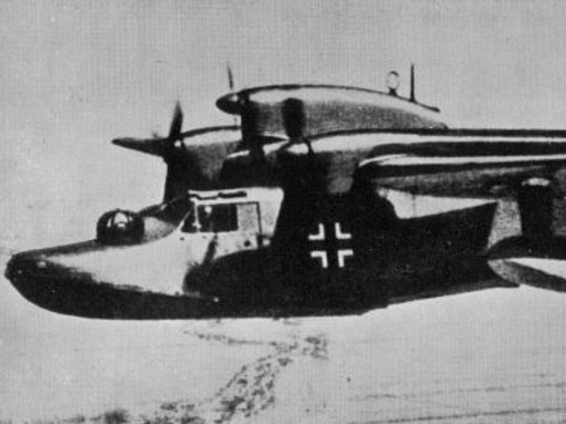 ルフトヴァッフェが飛ばした「海原を監視する目」ブローム・ウント・フォス BV 138